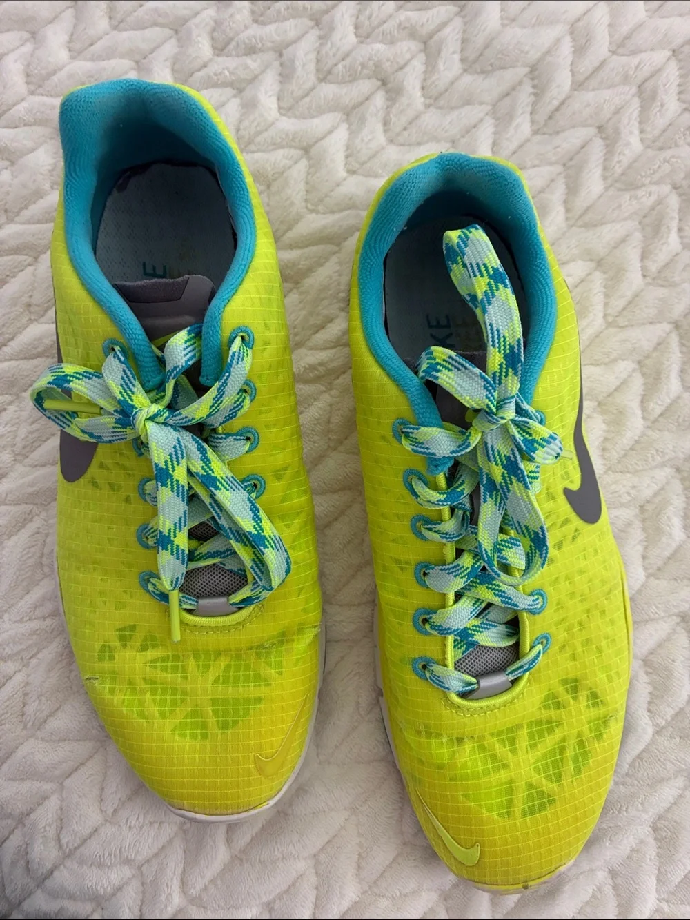 Nike Neon Yellow & Teal Running Shoes